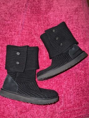 Black UGG Classic Cardy Knit Boots size 9
